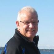 Dr. Hugo Bellen receives a prestigious education award 